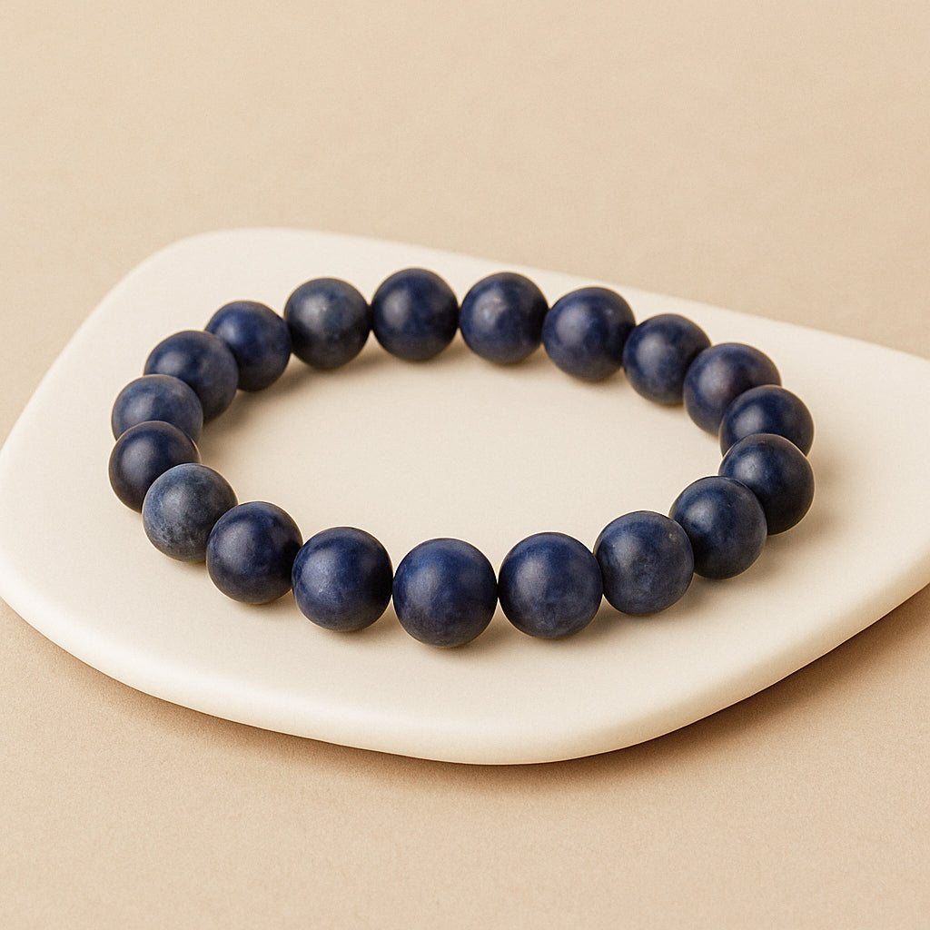 Bracelet en perles de sodalite naturelle, pierre bleue profonde, symbole de sagesse, de clarté mentale et de communication